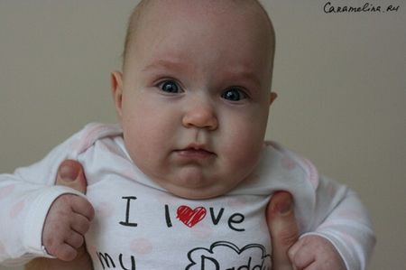 Младенец Диана - 5 месяцев, хо!