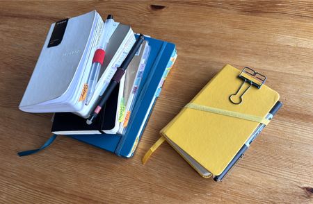 Год в блокнотах - 2025